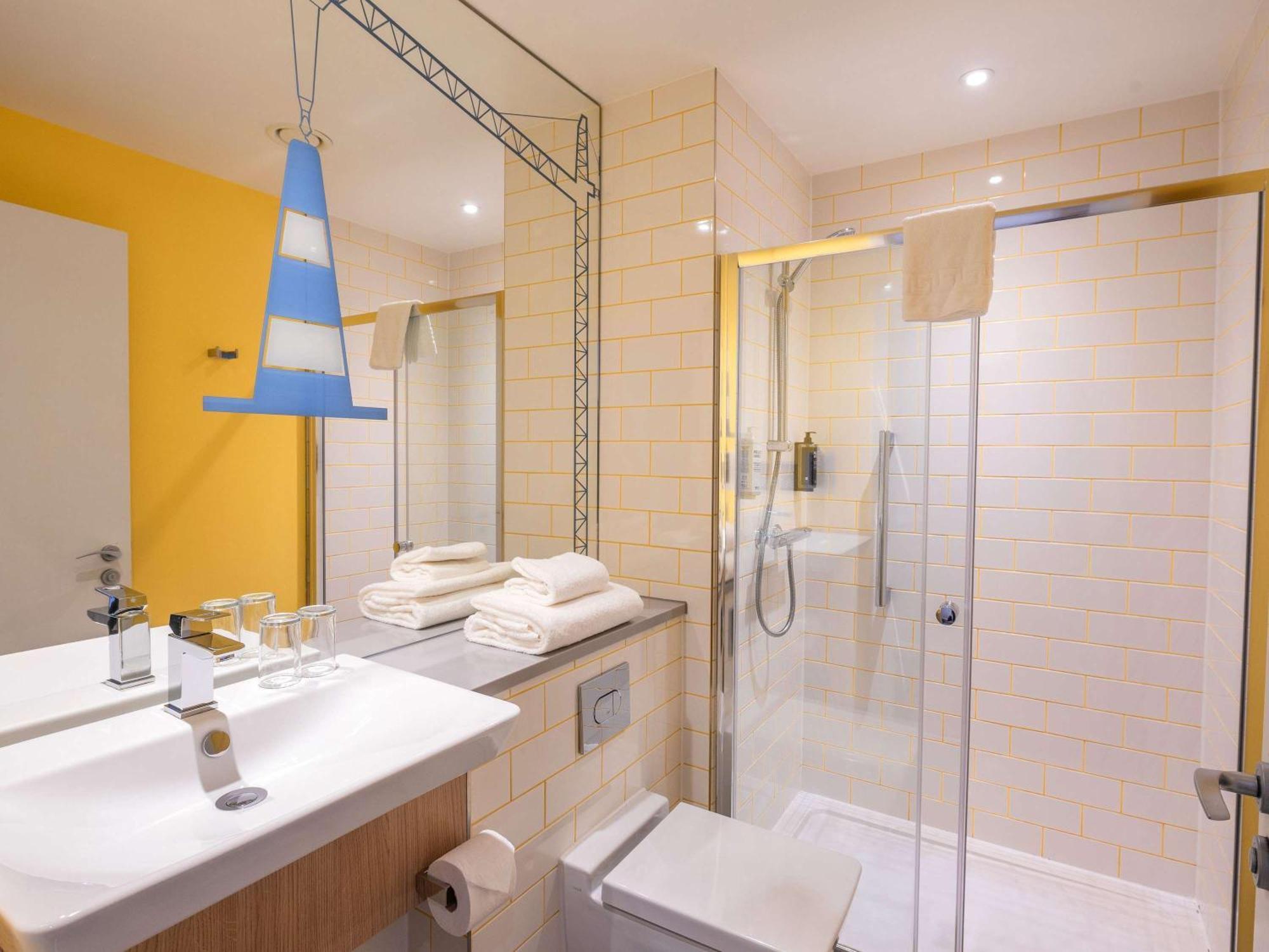 Ibis Styles Glasgow Centre George Square Exterior foto
